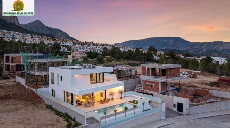 Alicante - Dolores - 377m2
