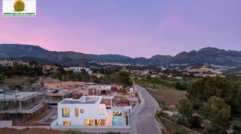 Alicante - Dolores - 377m2