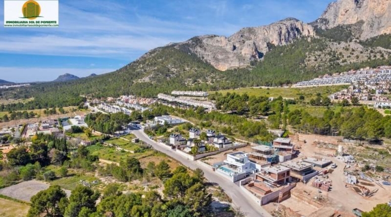 Alicante - Dolores - 377m2