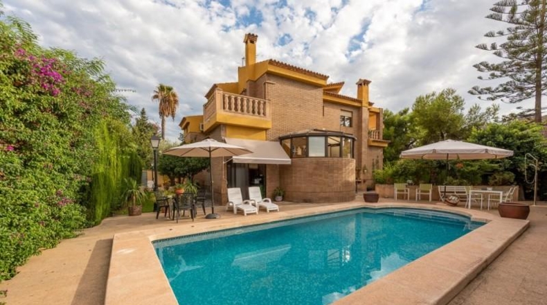 Alicante - Muchamiel - 981m2