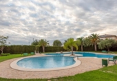 Chalet independiente con terreno en venta en la España, Alicante, ref: TR148476 foto