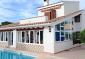 Xalet independent amb terreny en venda a la España, Benidorm, ref.: TR159806 foto