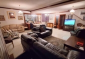 Chalet independiente con terreno en venta en la España, Madrid, ref: TR360346 foto