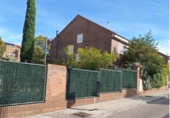 Chalet independiente con terreno en venta en la España, Madrid, ref: TR360346 foto