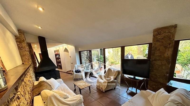 Gerona - Mont-ras - 650m2