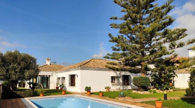 Cádiz - Los Barrios - 1120m2