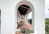 Xalet independent amb terreny en venda a la España, es Castell, ref.: TR140032 foto