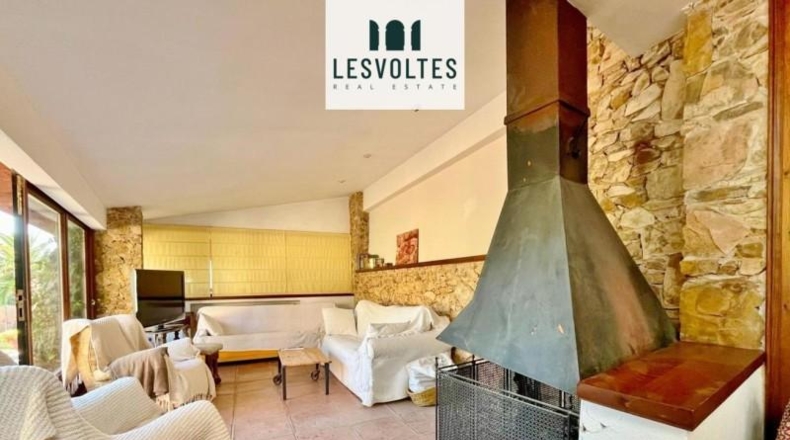 Gerona - Mont-ras - 650m2