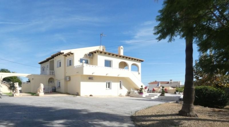 Alicante - Alfaz del Pi - 2122m2