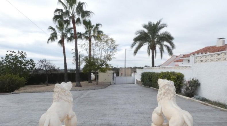 Alicante - Alfaz del Pi - 2122m2