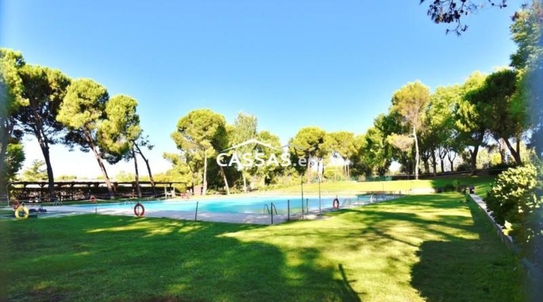 Community of Madrid - Paracuellos de Jarama - 1790m2