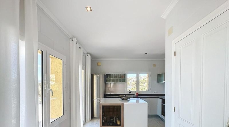 Alicante - Benitachell - 541m2