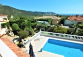 Chalet independiente con terreno en venta en la España, Roses, ref: TR243168 foto