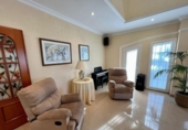Chalet independiente con terreno en venta en la España, Almería, ref: TR236955 foto