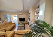Chalet independiente con terreno en venta en la España, Almería, ref: TR236955 foto