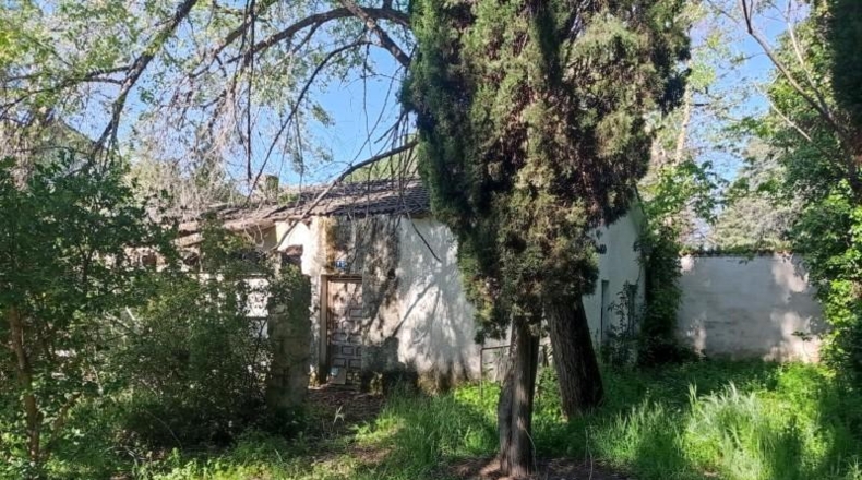Community of Madrid - Pelayos de la Presa - 7800m2
