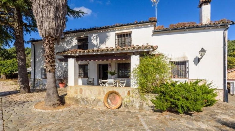 Málaga - Cortes de la Frontera - 12864m2