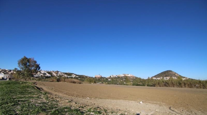 Málaga - Coín - 3000m2
