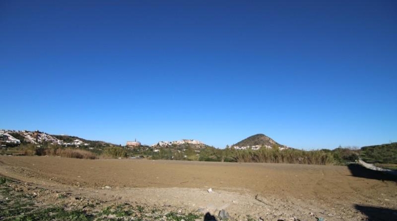Málaga - Coín - 3000m2