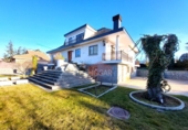 Chalet independiente con terreno en venta en la España, Ávila, ref: TR315929 foto