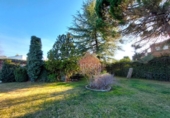 Chalet independiente con terreno en venta en la España, Ávila, ref: TR315929 foto