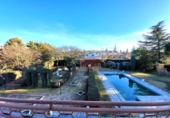 Chalet independiente con terreno en venta en la España, Ávila, ref: TR315929 foto