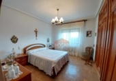 Chalet independiente con terreno en venta en la España, Ávila, ref: TR315929 foto