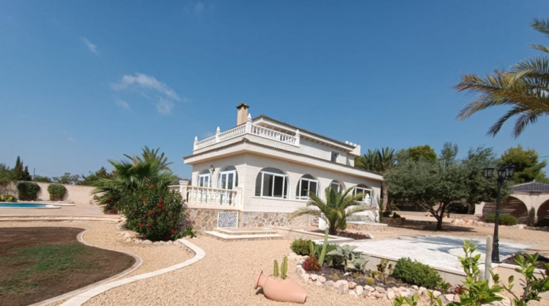 Alicante - Muchamiel - 2500m2