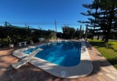 Chalet independiente con terreno en venta en la España, Elche, ref: TR385770 foto