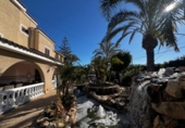 Chalet independiente con terreno en venta en la España, Elche, ref: TR385770 foto
