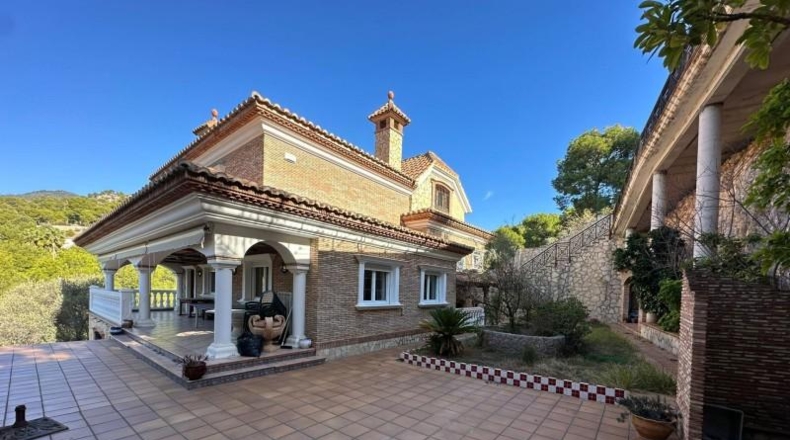Castellón - Benicasim - 705m2