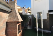 Chalet independiente con terreno en venta en la España, Nerja, ref: TR240605 foto
