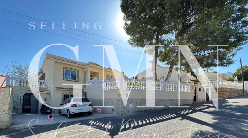 Аликанте - La Nucía - 291m2