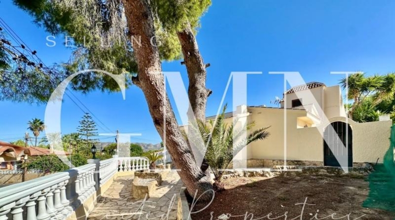 Аликанте - La Nucía - 291m2