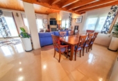 Chalet independiente con terreno en venta en la España, Olesa de Montserrat, ref: TR245604 foto