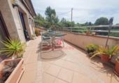 Chalet independiente con terreno en venta en la España, Olesa de Montserrat, ref: TR245604 foto