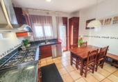 Chalet independiente con terreno en venta en la España, Olesa de Montserrat, ref: TR245604 foto