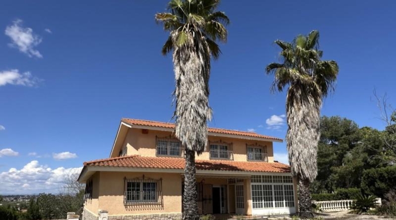 Valencia - Picasent - 2320m2