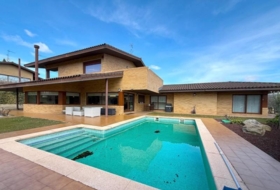 Cadrete 1000&nbsp;m² 