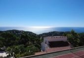 Xalet independent amb terreny en venda a la España, Lloret de Mar, ref.: TR153948 foto