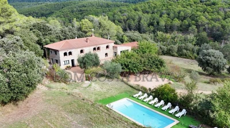 Gerona - Castelló d'Empúries - 744m2