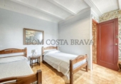 Casa de campo con terreno en venta en la España, Castelló d'Empúries, ref: TR173021 foto