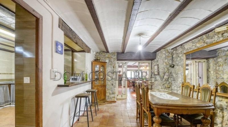 Gerona - Castelló d'Empúries - 744m2