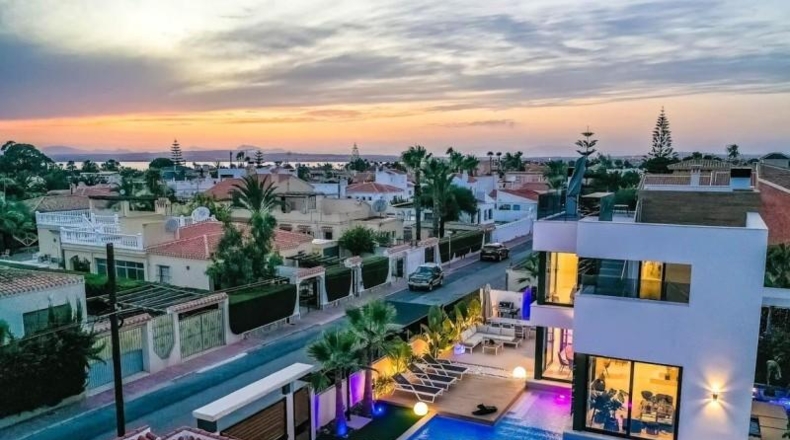 Alicante - Торревьеха - 360m2