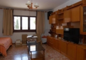 Chalet independiente con terreno en venta en la España, Málaga, ref: TR155990 foto