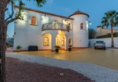 Chalet independiente con terreno en venta en la España, Busot, ref: TR225972 foto