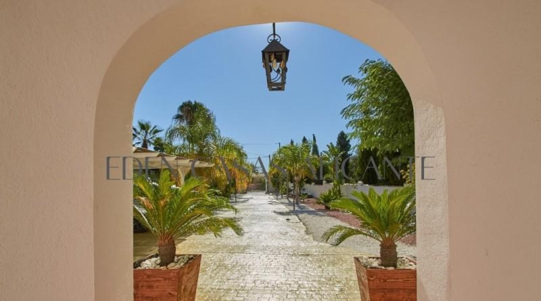Alicante - Busot - 1200m2