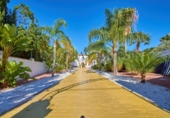Chalet independiente con terreno en venta en la España, Busot, ref: TR353345 foto