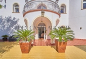Chalet independiente con terreno en venta en la España, Busot, ref: TR353345 foto