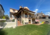 Chalet independiente con terreno en venta en la España, La Lastrilla, ref: TR180439 foto